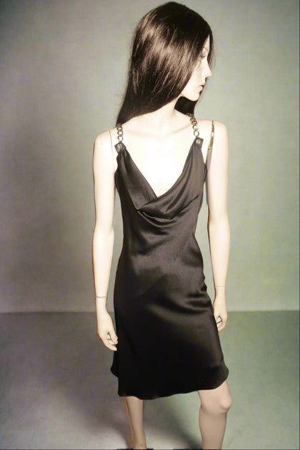 Alexander McQueen (FW.2004)
