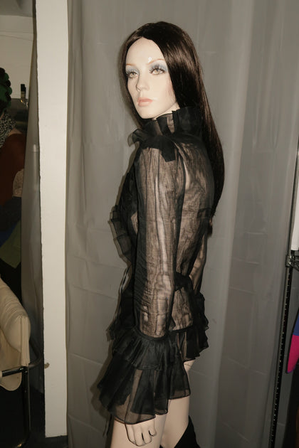 D&G (FW.2001)