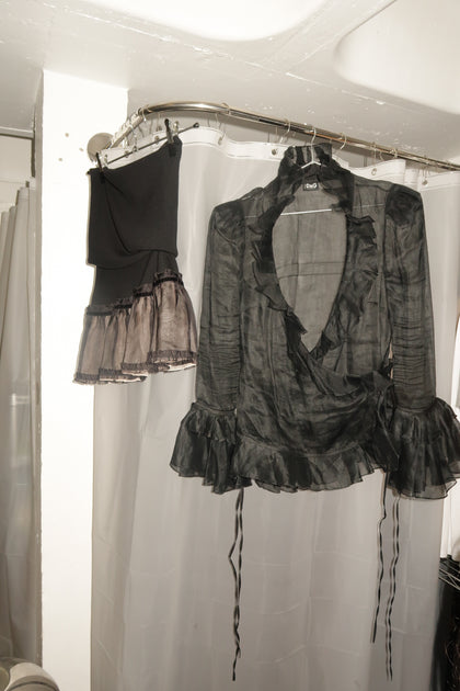 D&G (FW.2001)