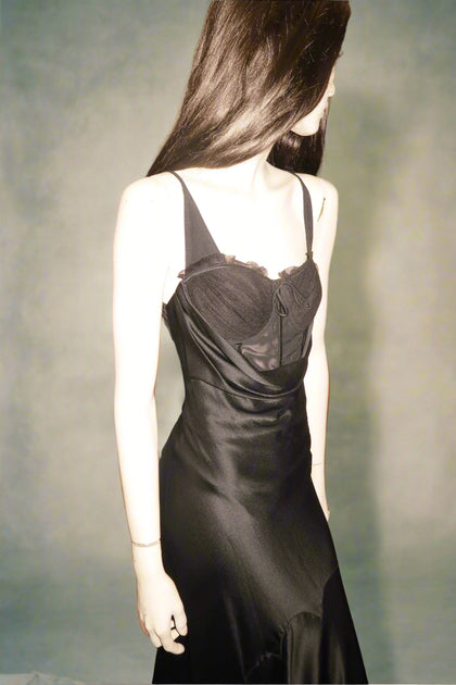 Alexander McQueen (SS.2004)