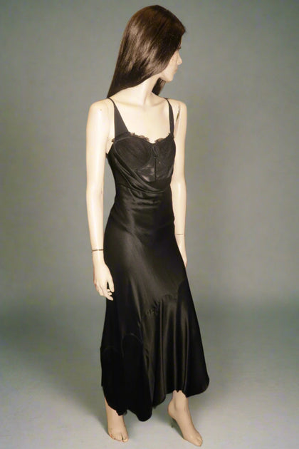 Alexander McQueen (SS.2004)