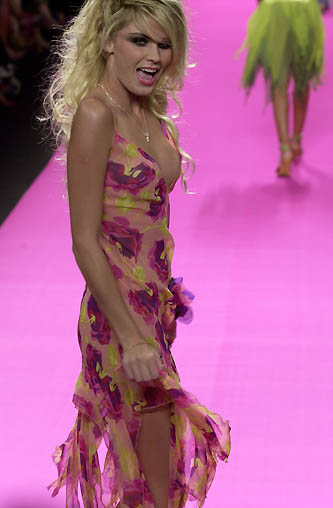 Betsey Johnson (SS.2001)